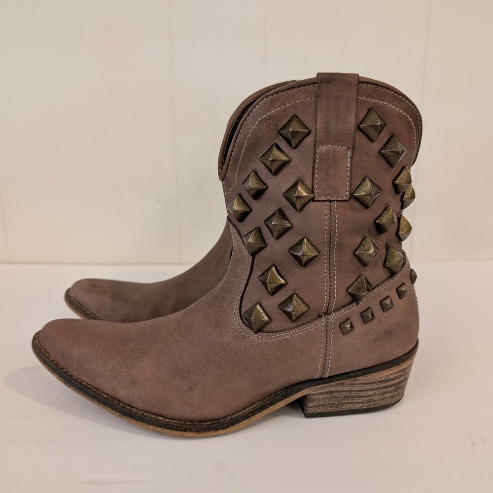 JC Spain Heart Logo Mauve Pink Leather Pyramid Studded Ankle Boots EU 37 US 7 - Picture 4 of 17